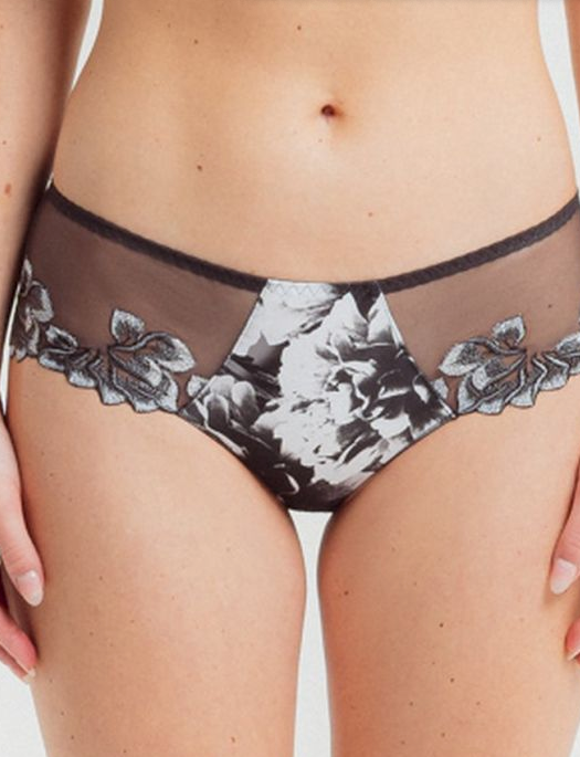 Louisa Bracq Mapple Flower Shorty