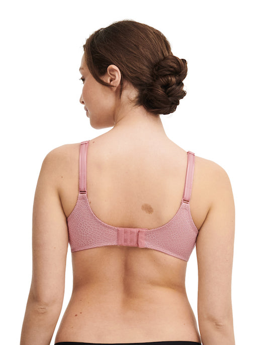 Chantelle C-Magnifique Seamless Molded Cup Bra
