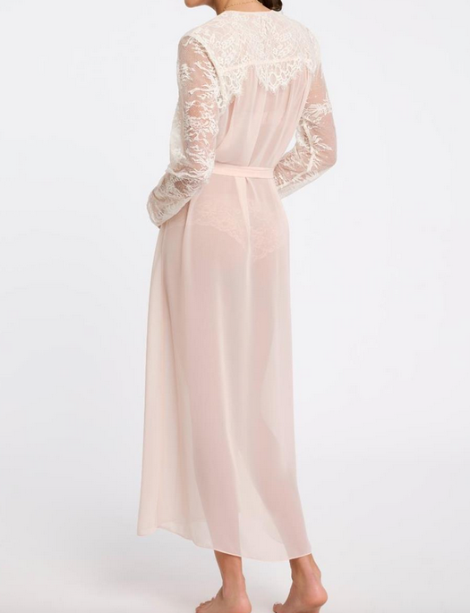 Rya Giselle Robe