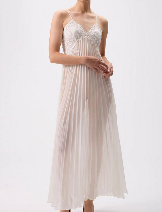 Rya Delight Gown