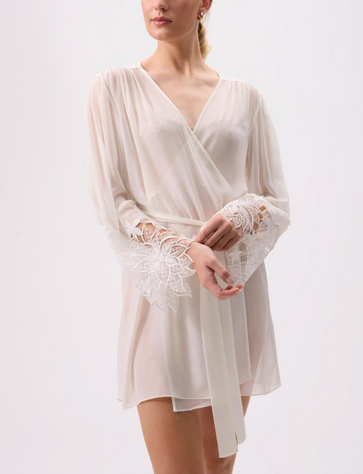 Rya Delight Short Robe
