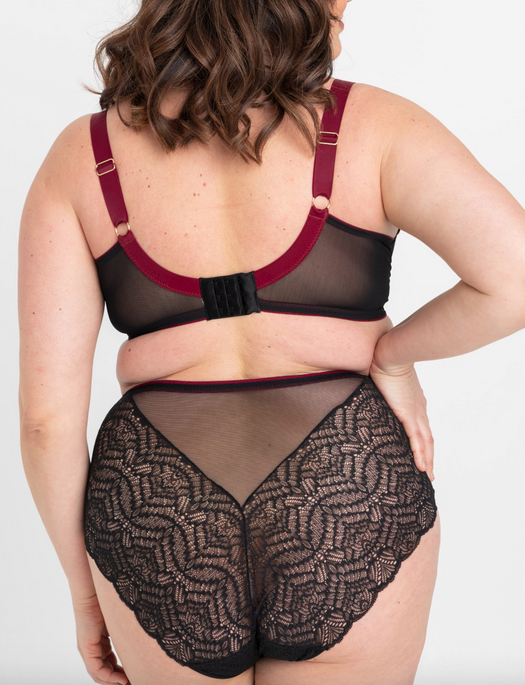 Samanta Charlotte Brief Maxi