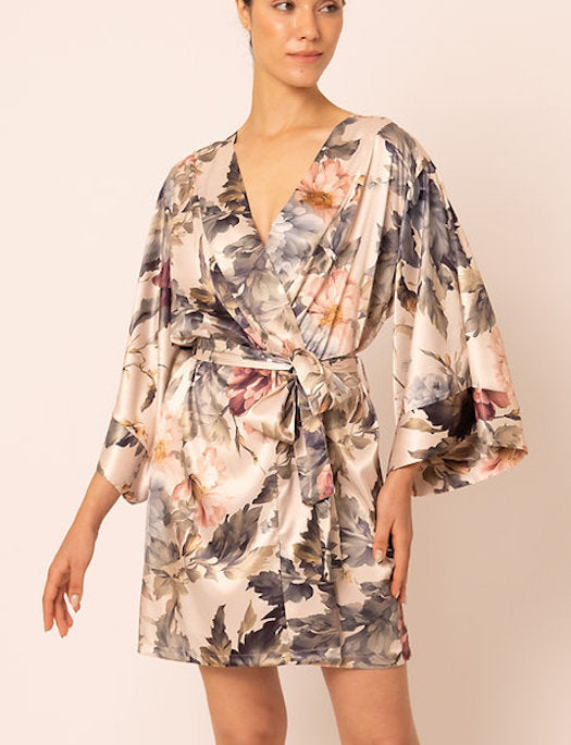 Mari M Winter Bloom Short Kimono