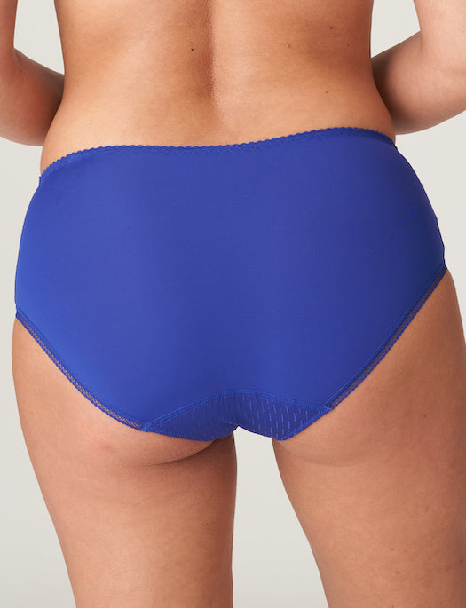 Prima Donna Orlando Full Brief