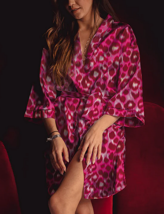 Averie Linda Short Robe