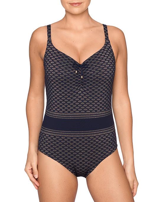 One Pieces