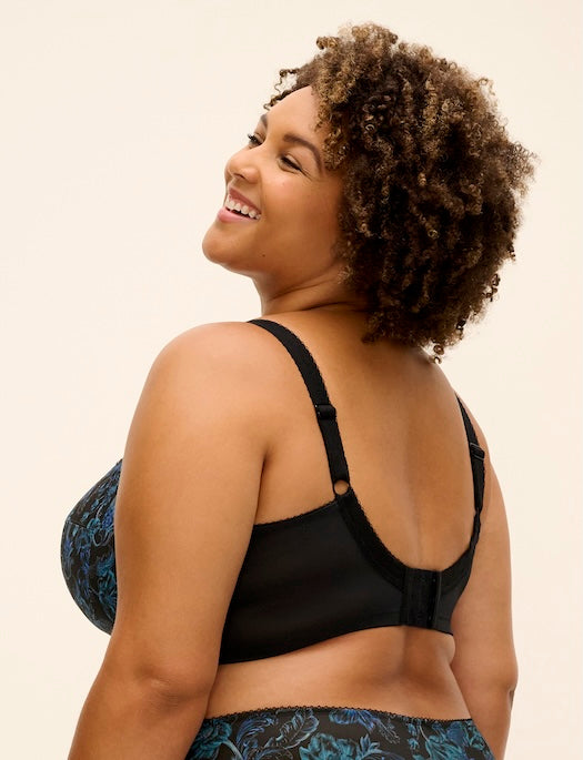 Goddess Kayla UW Bra
