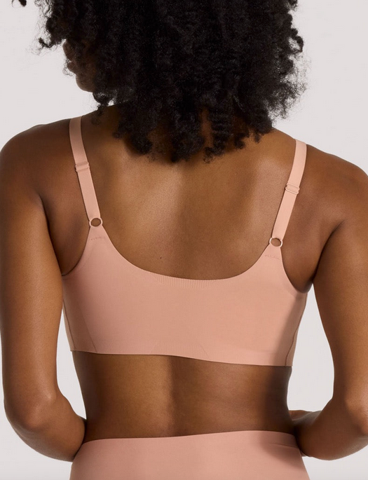 Evelyn Bobbie Structured Scoop Bralette