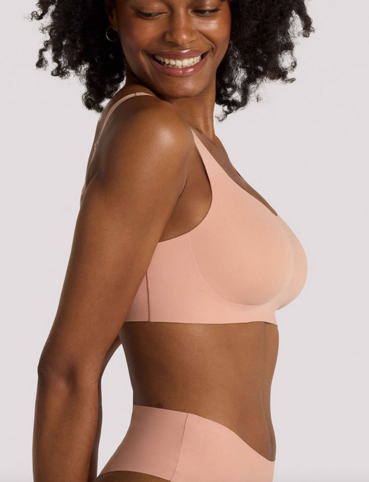 Evelyn Bobbie Structured Scoop Bralette