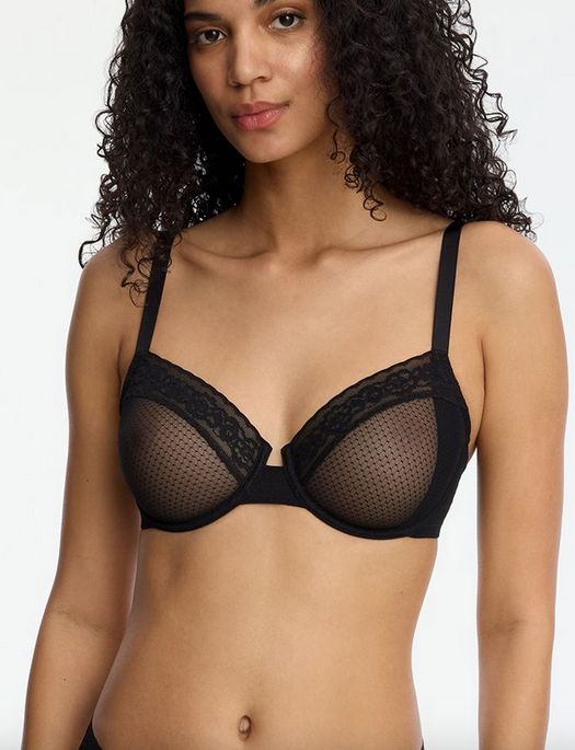 Skarlett Blue Lust UW Balcony