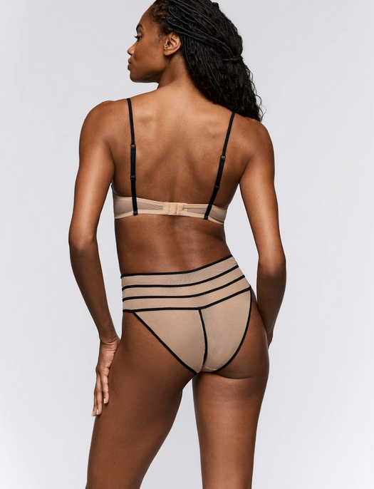 Sarda Yulimar Full Brief