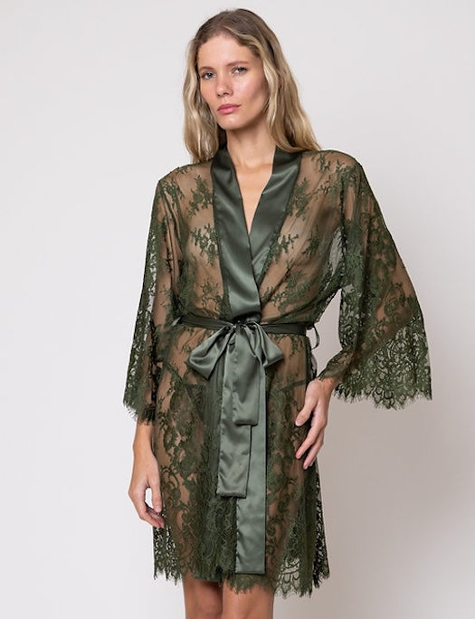 Mari M Short Robe