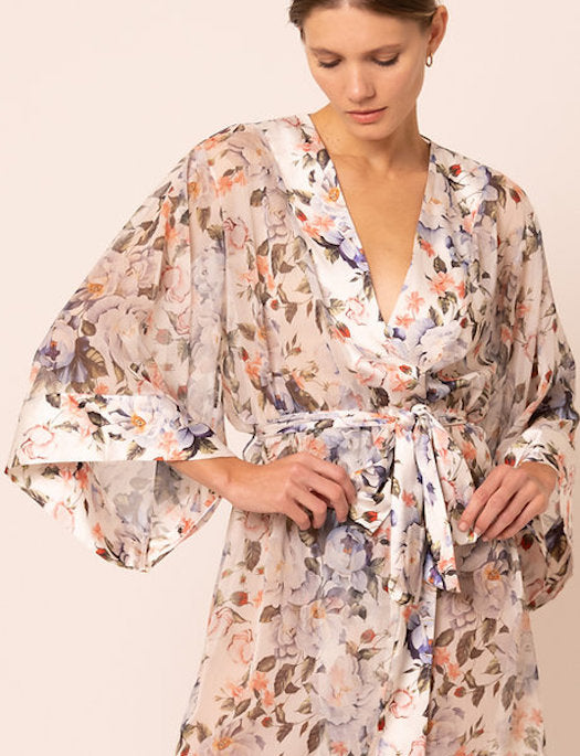 Mari M Allure Short Kimono