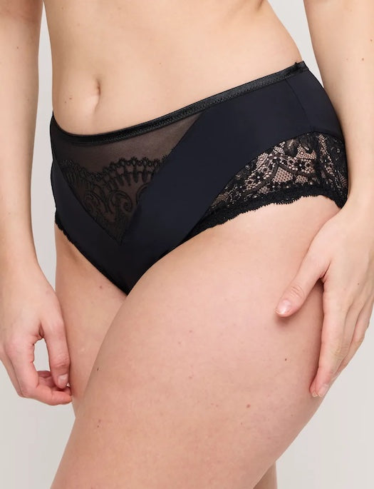 Prima Donna Shimla Full Brief