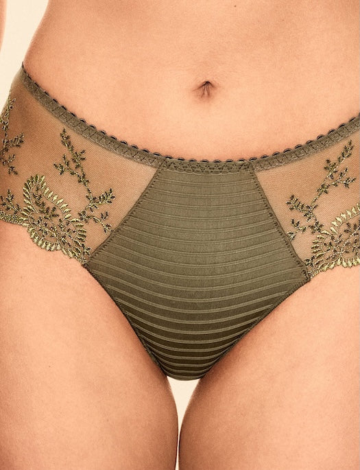 Louisa Bracq Elise Shorty