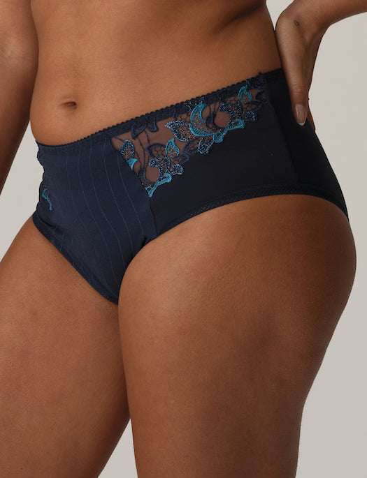 Prima Donna Deauville Full Brief